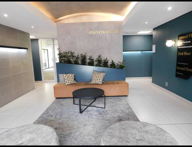 60M² OFFICE TO LET IN HYDE PARK